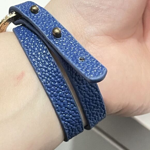 Gold Rhinestone Buckle Navy Royal Blue Textured Bracelet - Picture 2 of 4